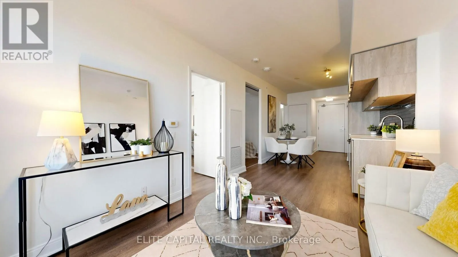 4612 - 181 DUNDAS STREET E