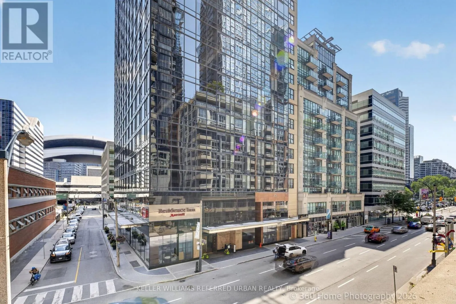 339 - 250 WELLINGTON STREET W
