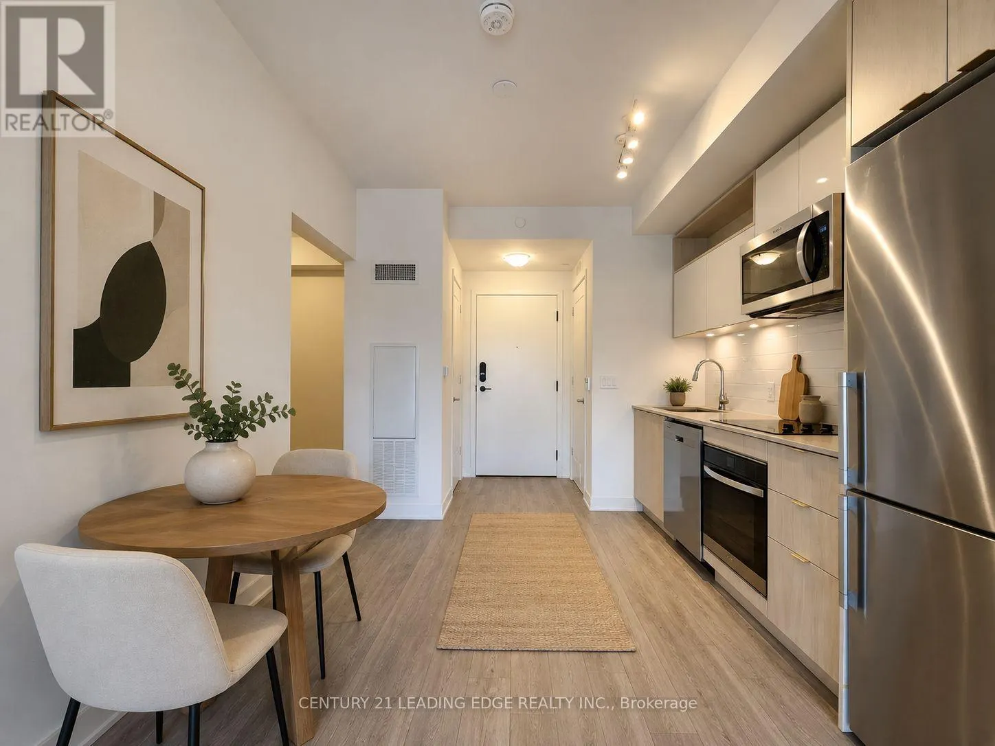 565 - 135 LOWER SHERBOURNE STREET