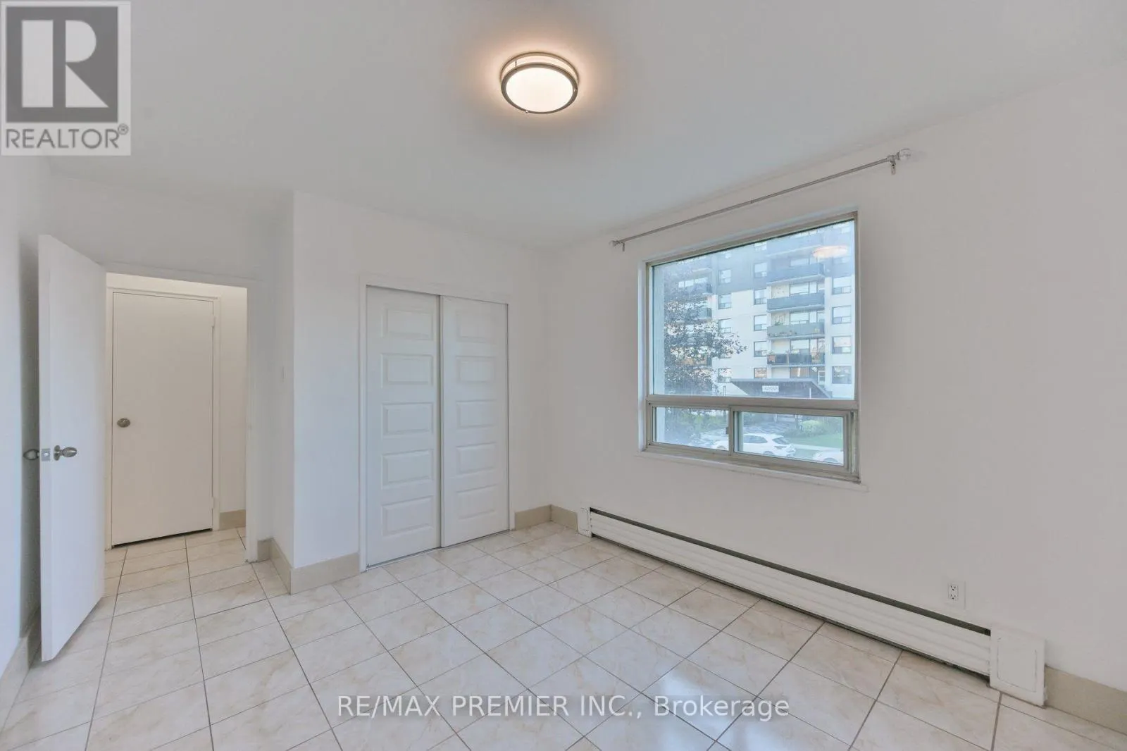 101 - 10 ELLISON AVENUE