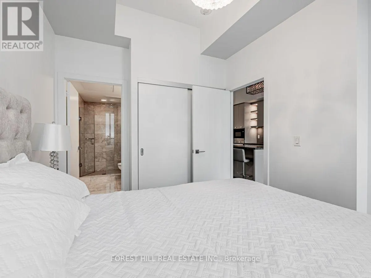 2505 - 32 DAVENPORT ROAD