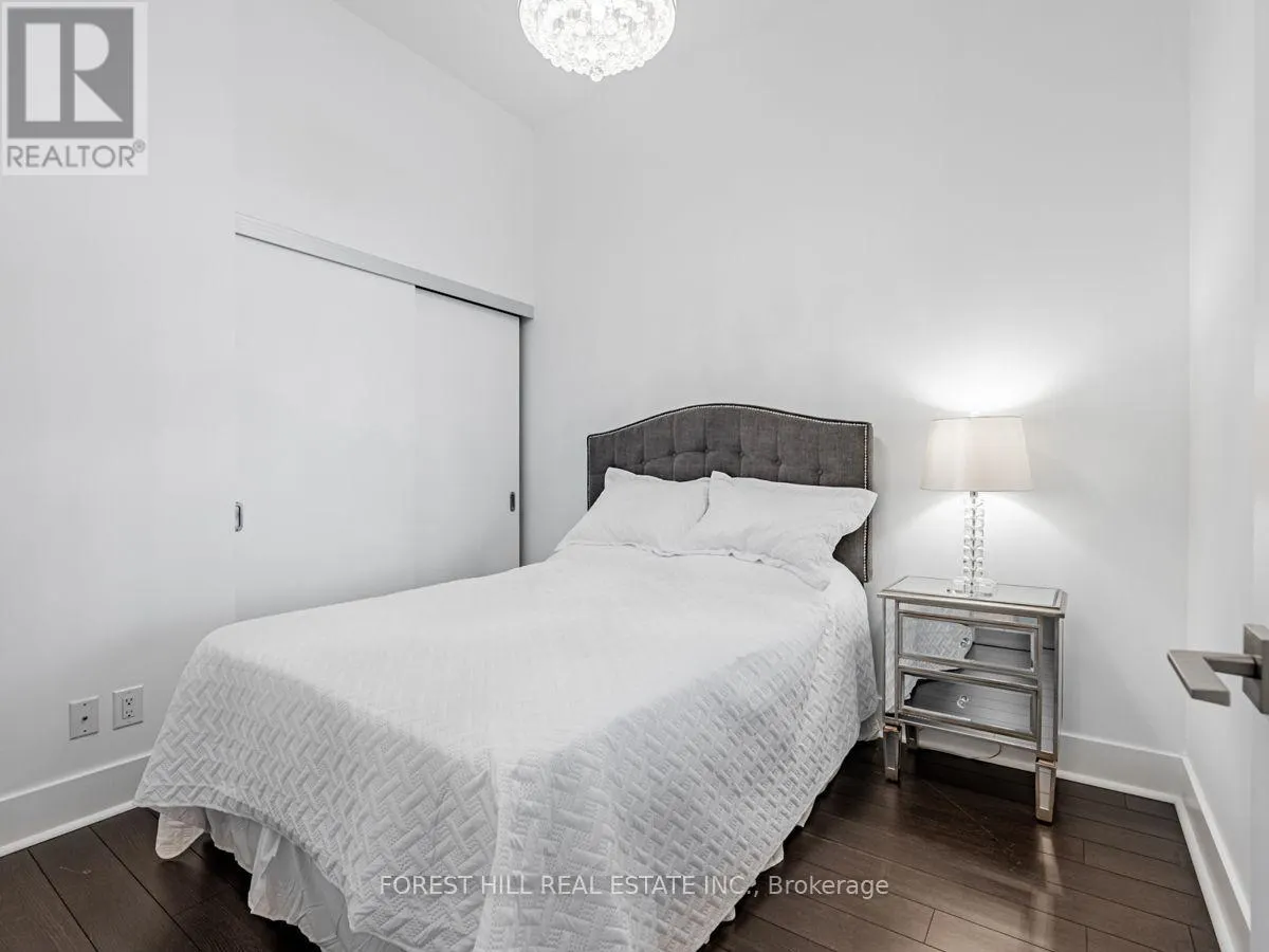 2505 - 32 DAVENPORT ROAD