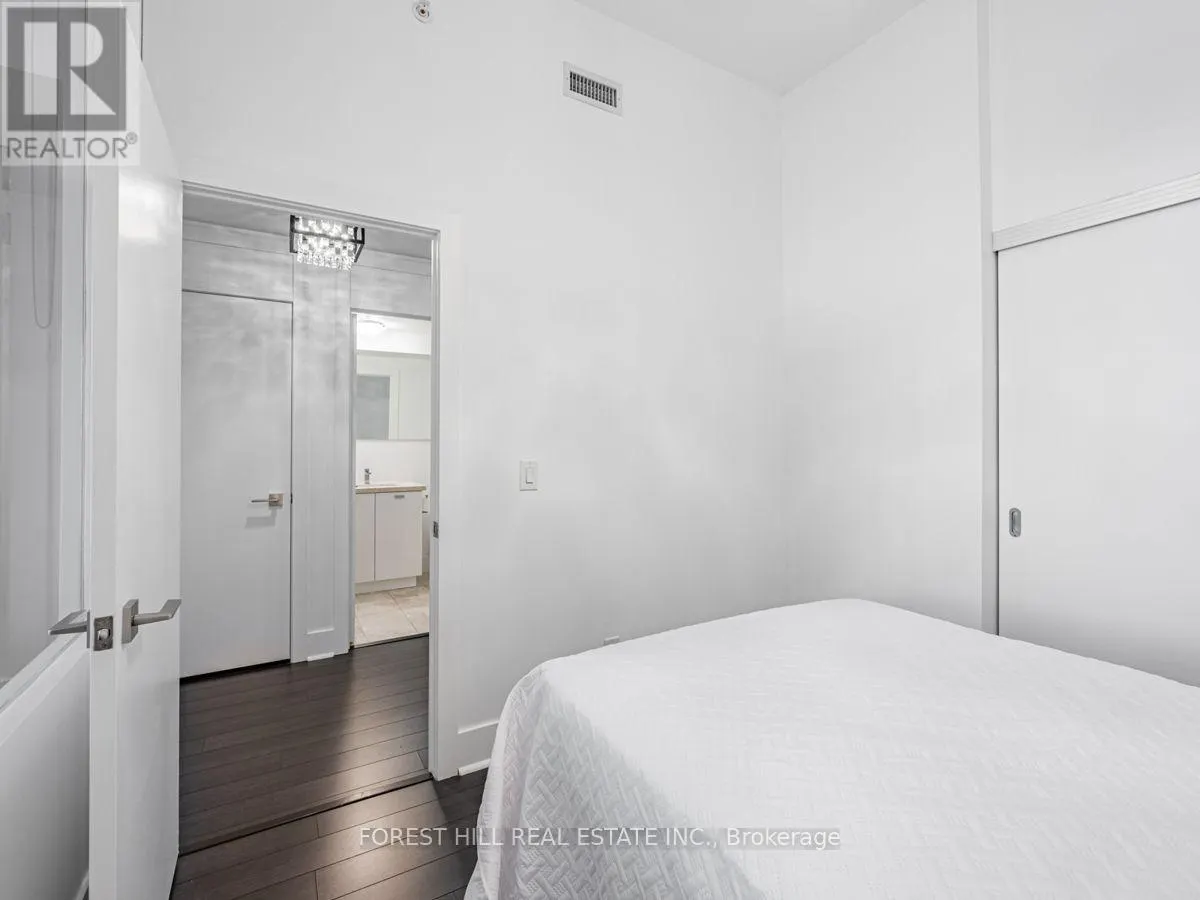 2505 - 32 DAVENPORT ROAD