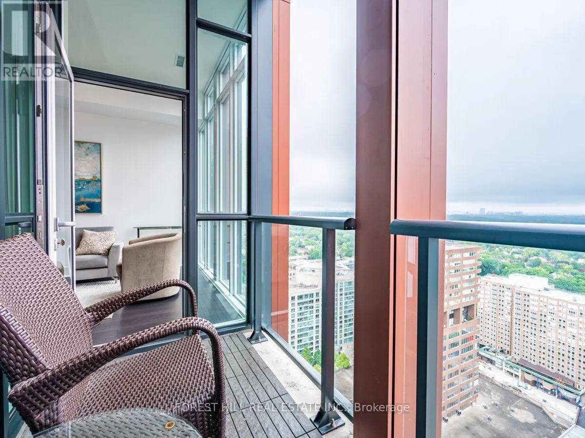 2505 - 32 DAVENPORT ROAD