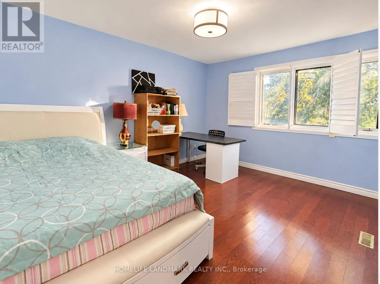 94 AMES CIRCLE