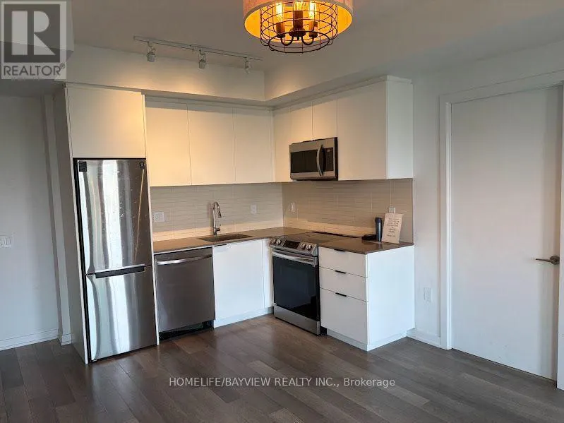 805 - 50 POWER STREET