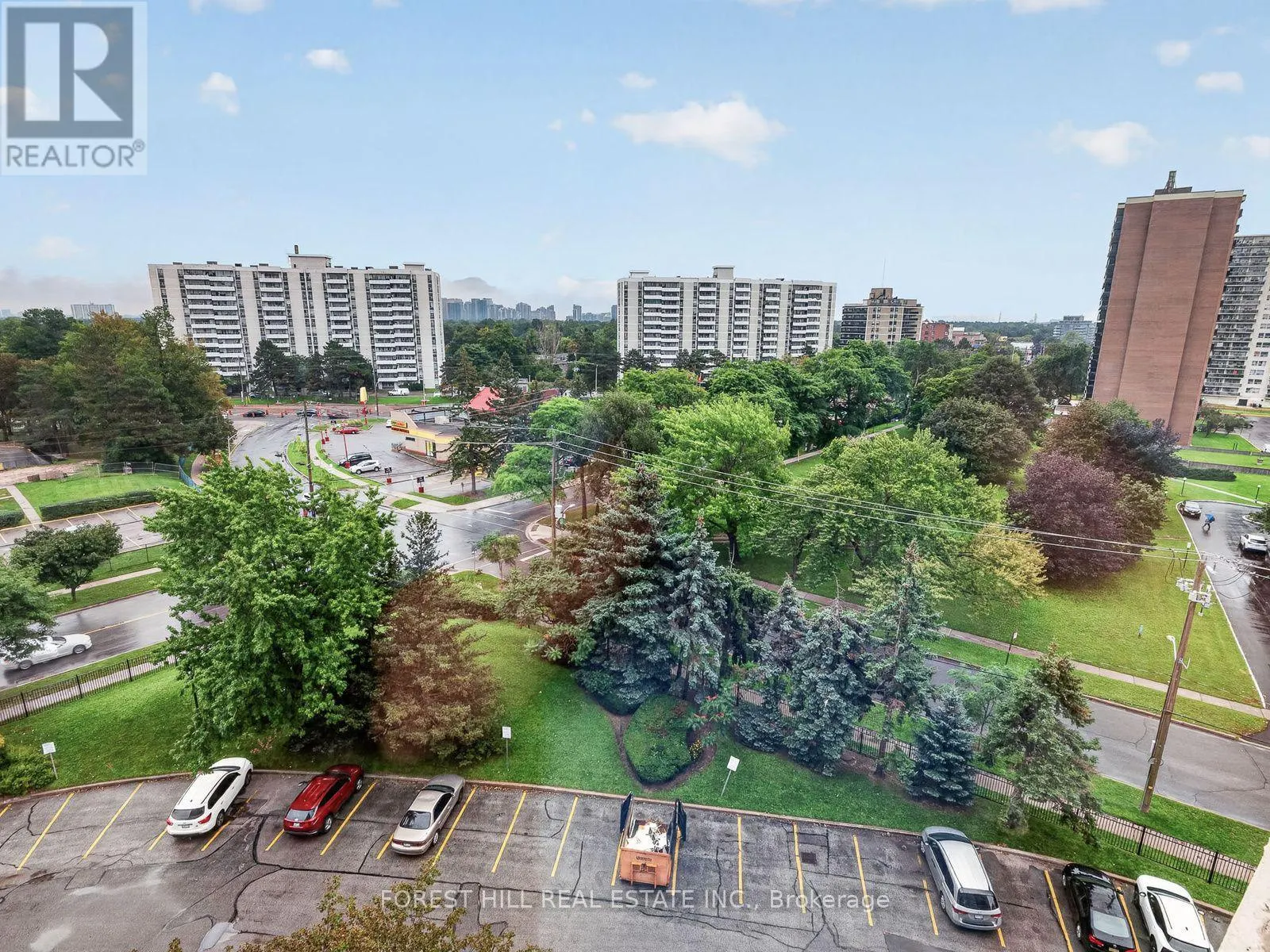 907 - 1101 STEELES AVENUE W