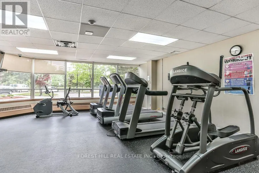 907 - 1101 STEELES AVENUE W