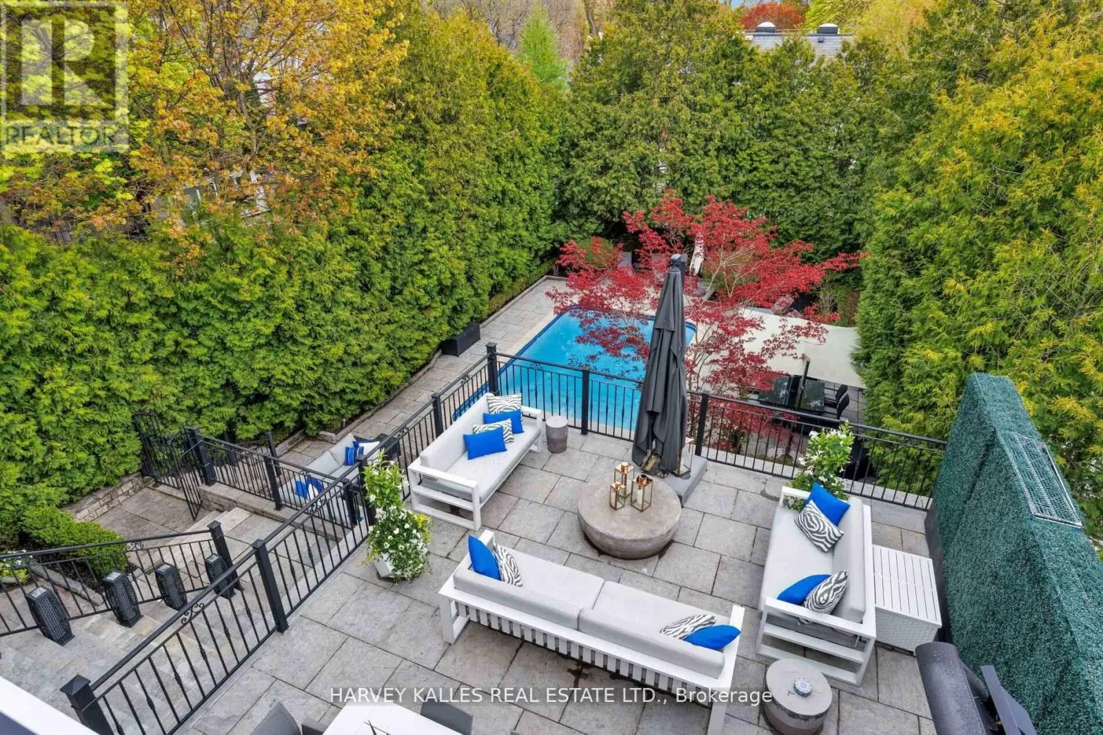 215 DUNVEGAN ROAD
