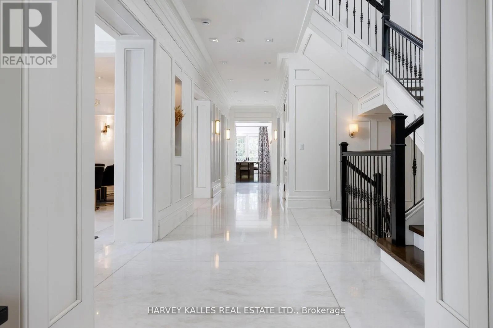 215 DUNVEGAN ROAD