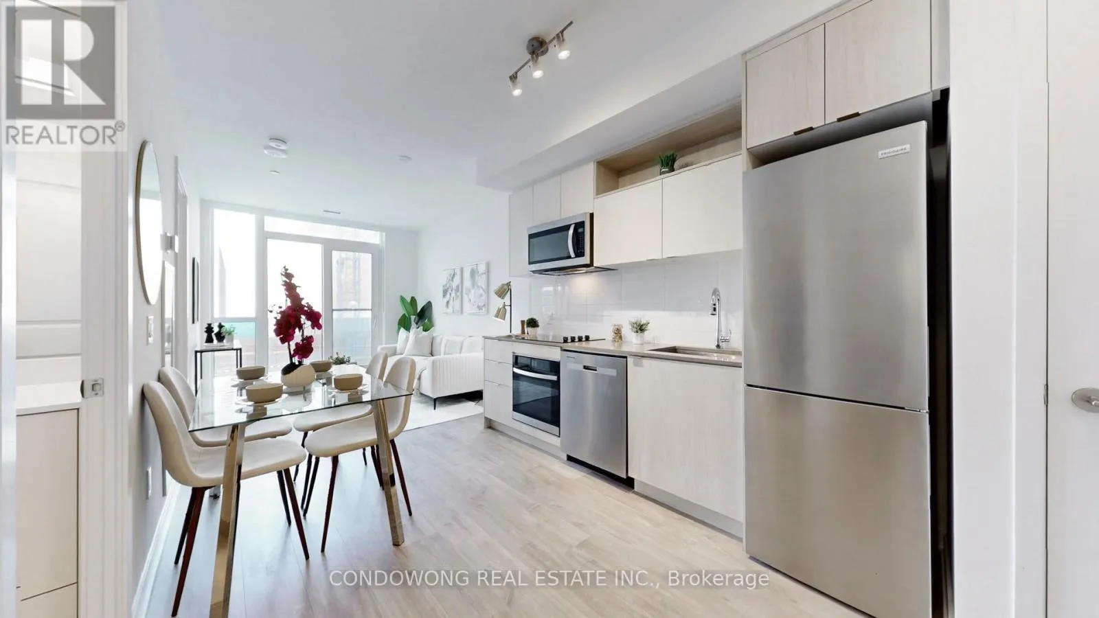 202 - 100 DALHOUSIE STREET