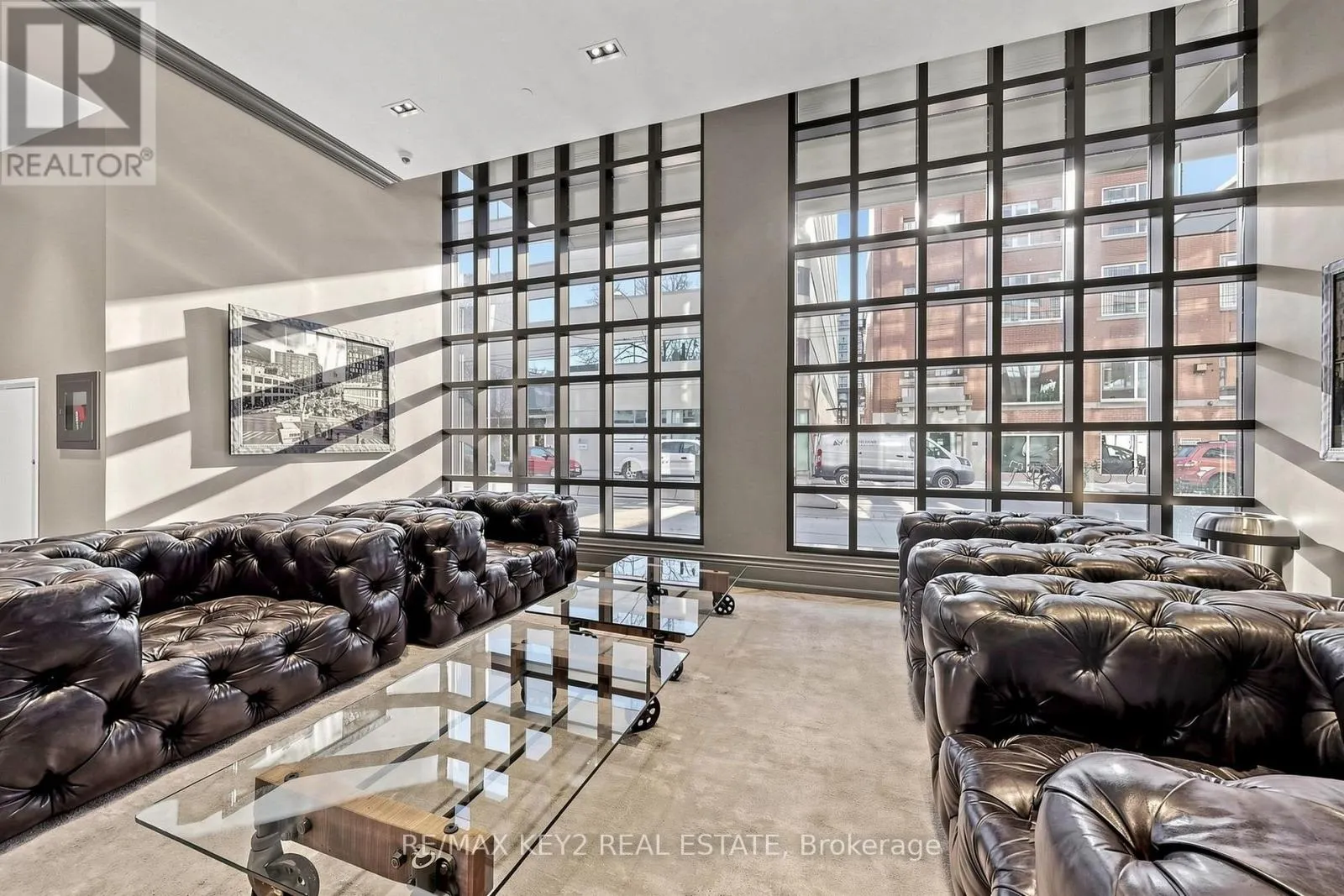 615 - 608 RICHMOND STREET W