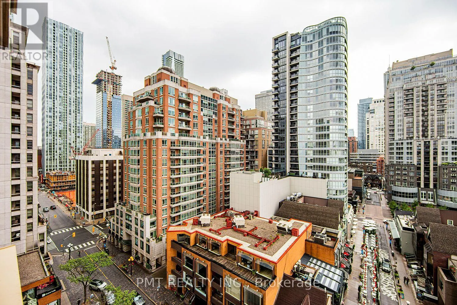 1004 - 80 YORKVILLE AVENUE