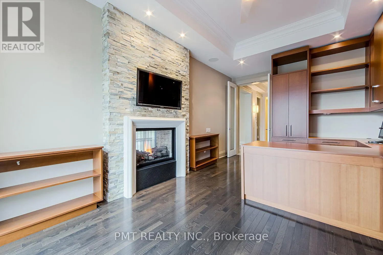 1004 - 80 YORKVILLE AVENUE