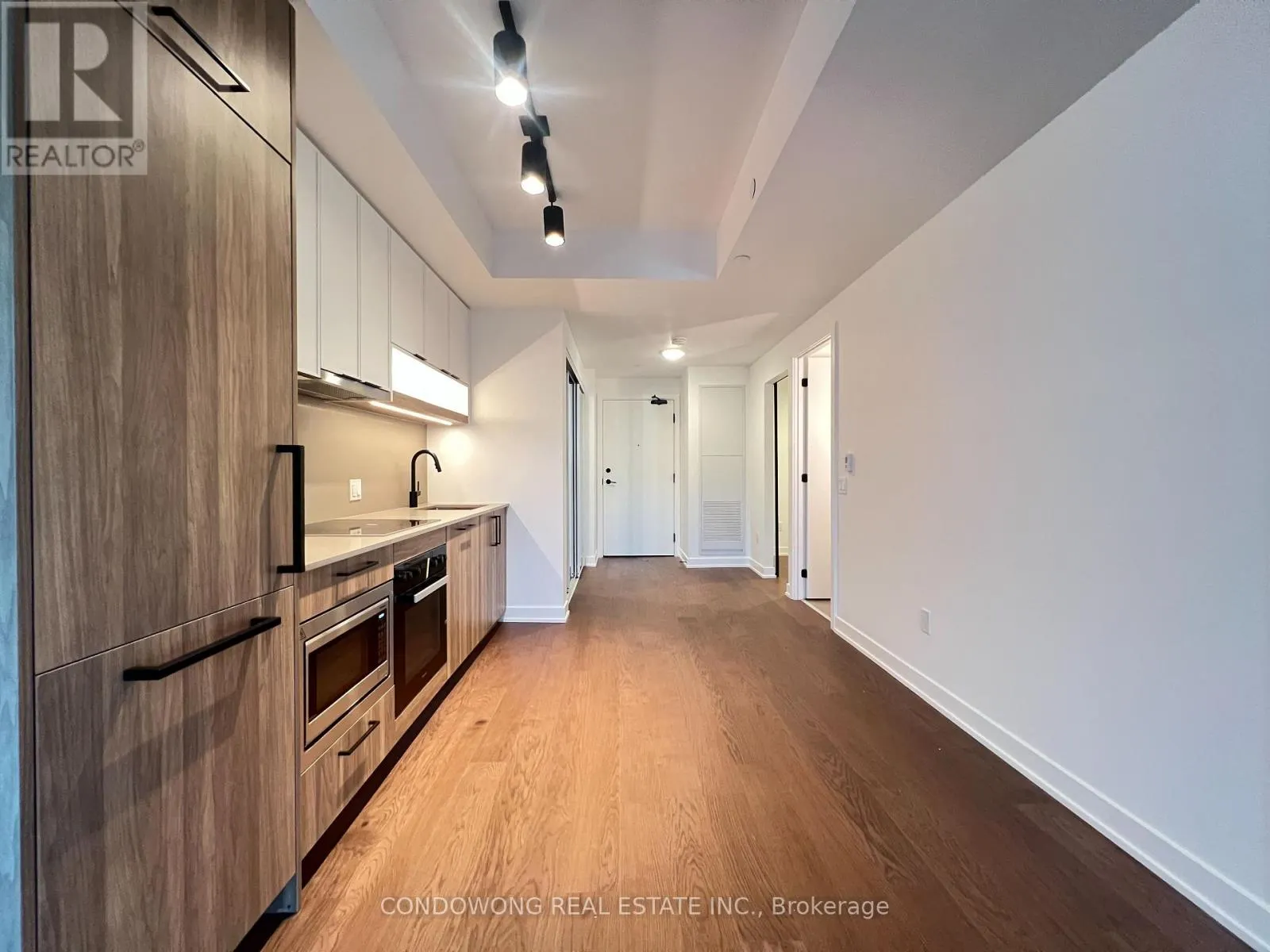 518 - 91 MONTCLAIR AVENUE