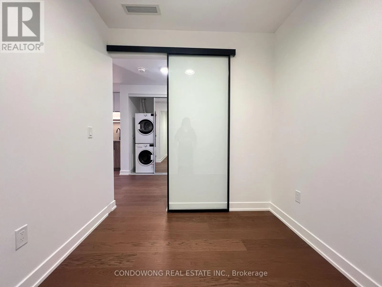 518 - 91 MONTCLAIR AVENUE