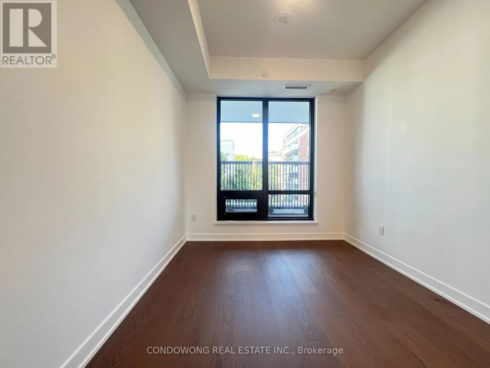 518 - 91 MONTCLAIR AVENUE