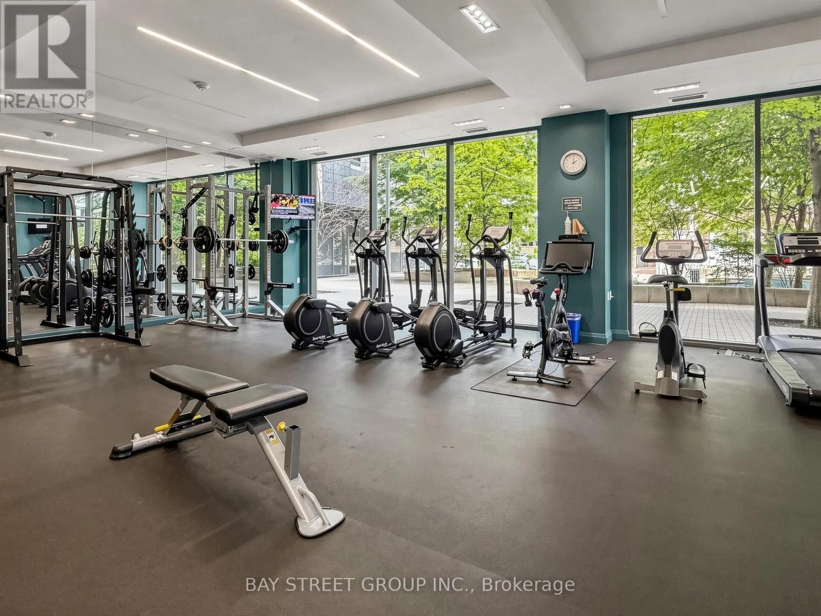 1118 - 525 ADELAIDE STREET W