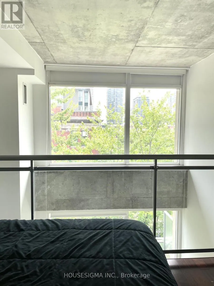 513 - 954 KING STREET W