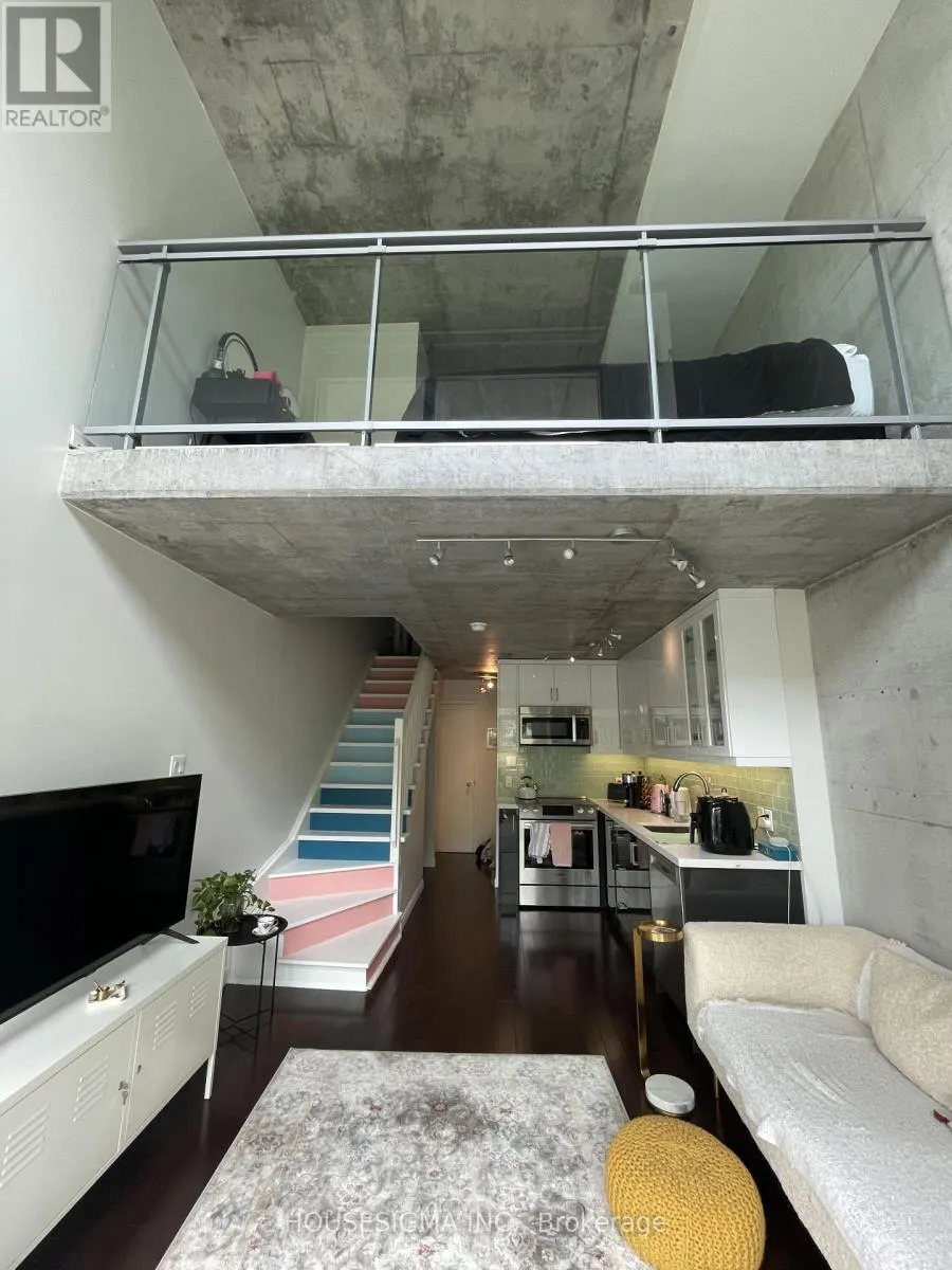 513 - 954 KING STREET W