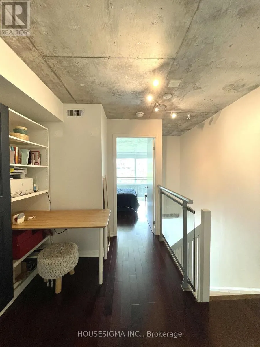 513 - 954 KING STREET W