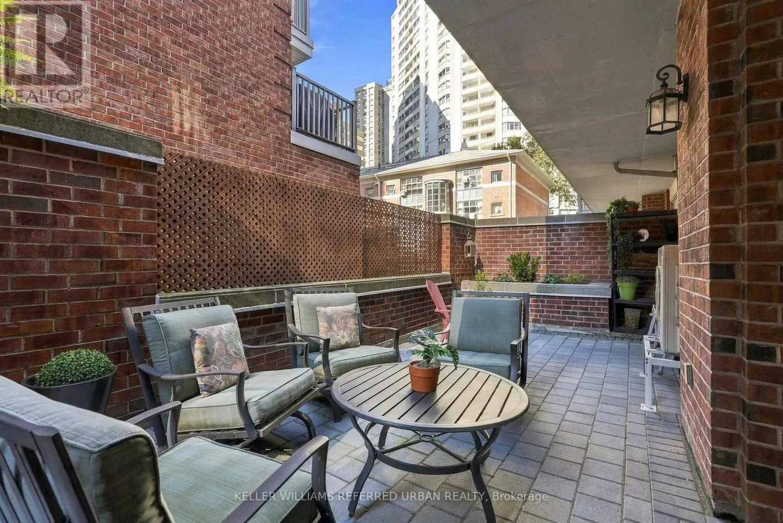 58 ST NICHOLAS STREET