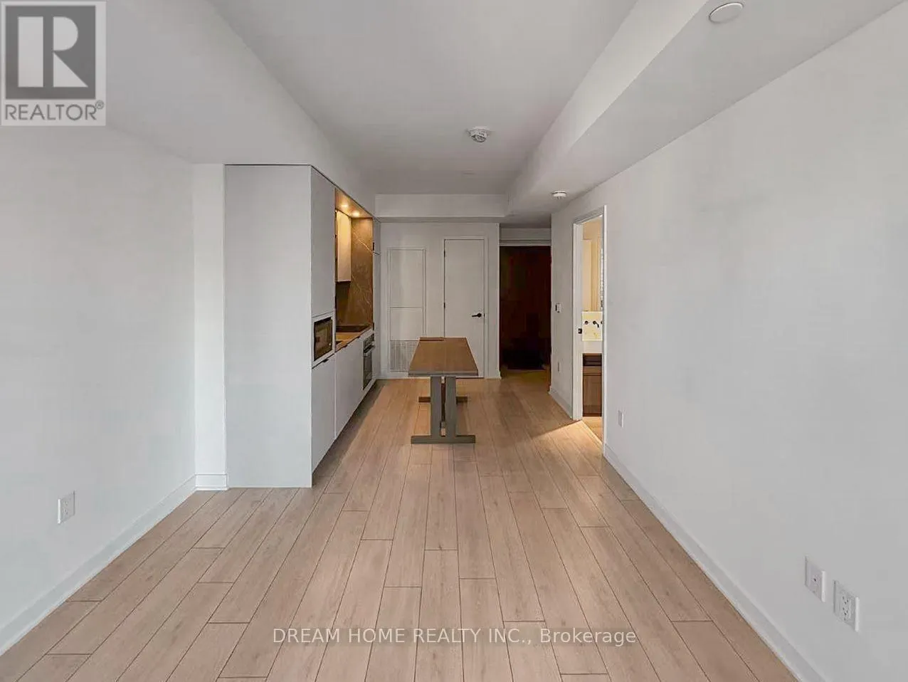 1413 - 55 CHARLES STREET E