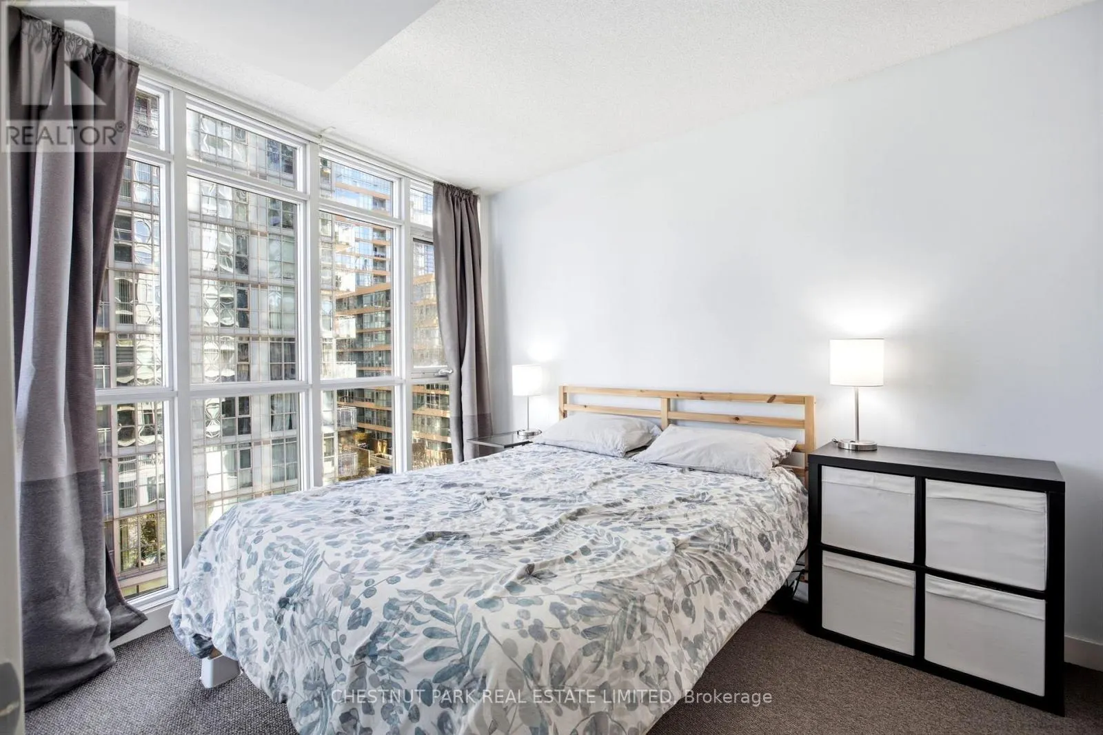 727 - 21 ICEBOAT TERRACE