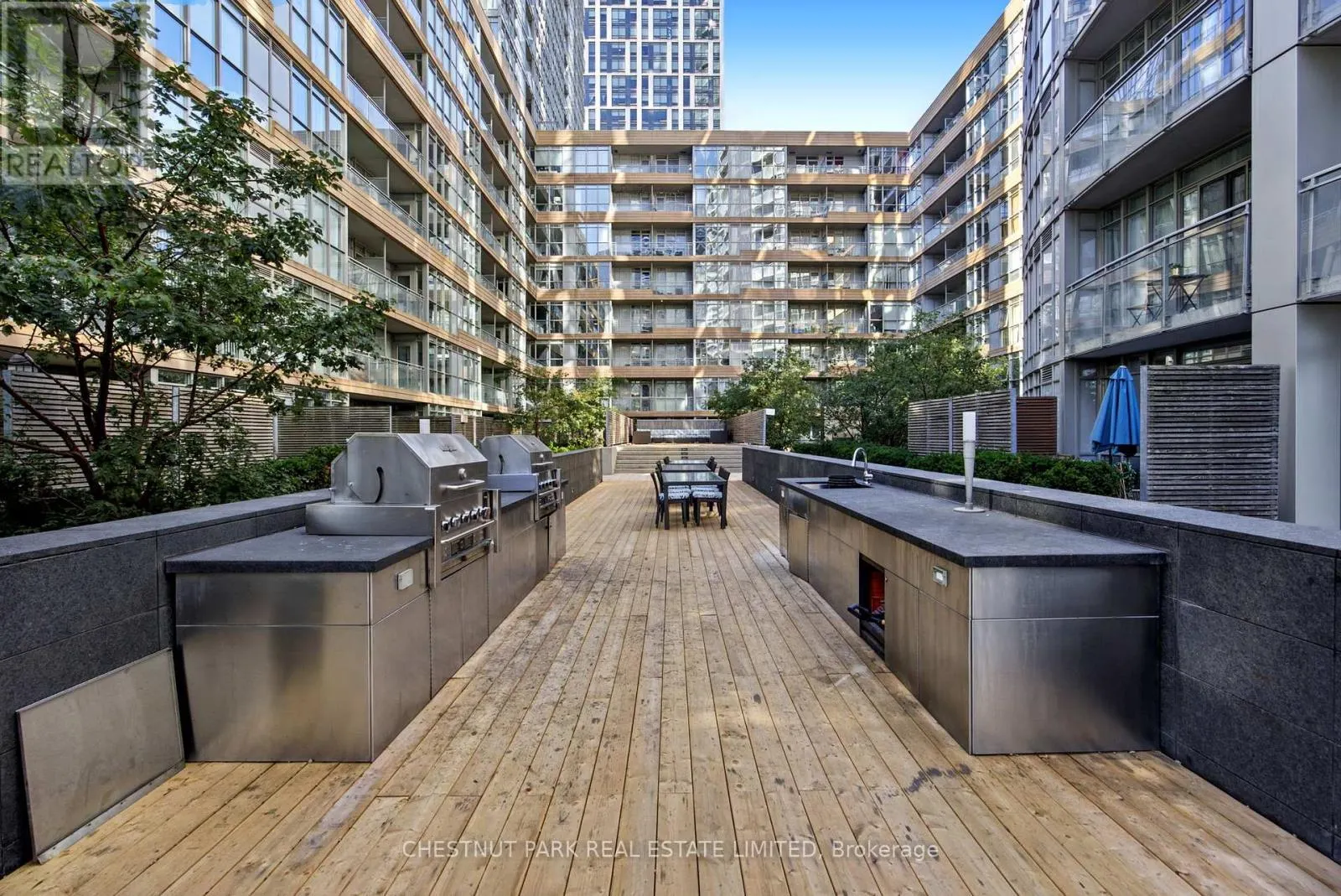 727 - 21 ICEBOAT TERRACE