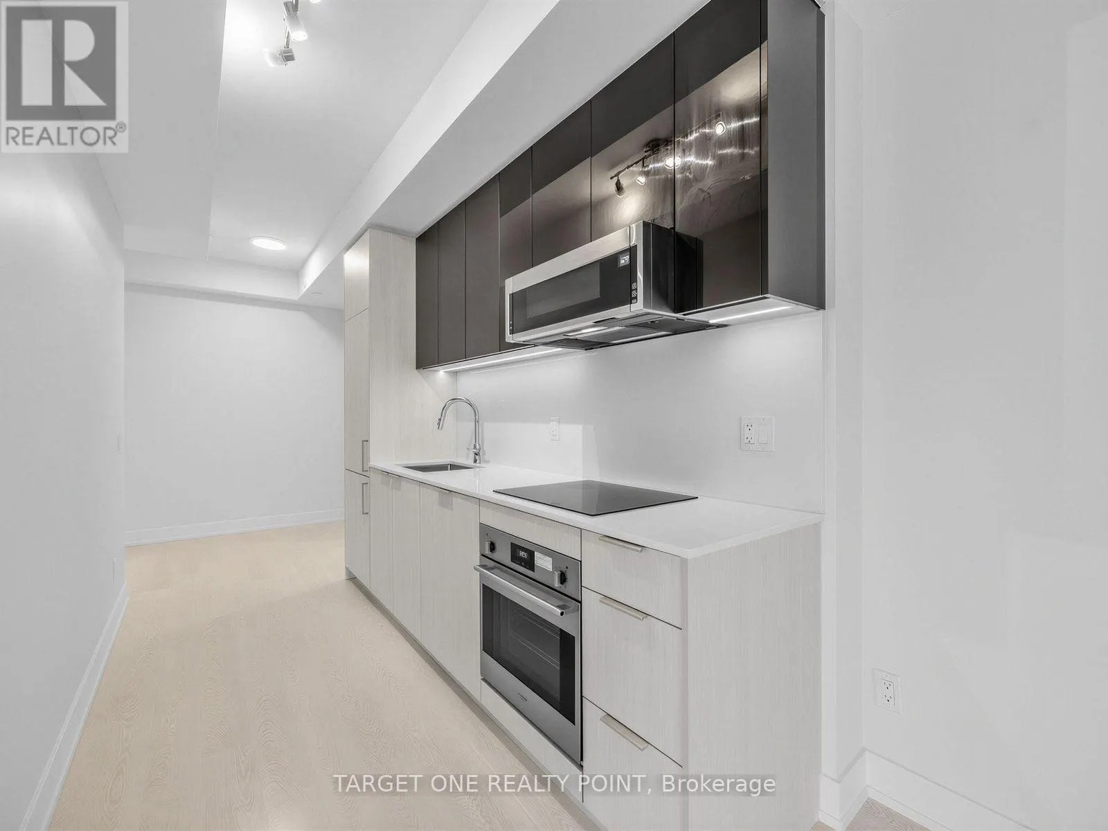 2205 - 308 JARVIS STREET