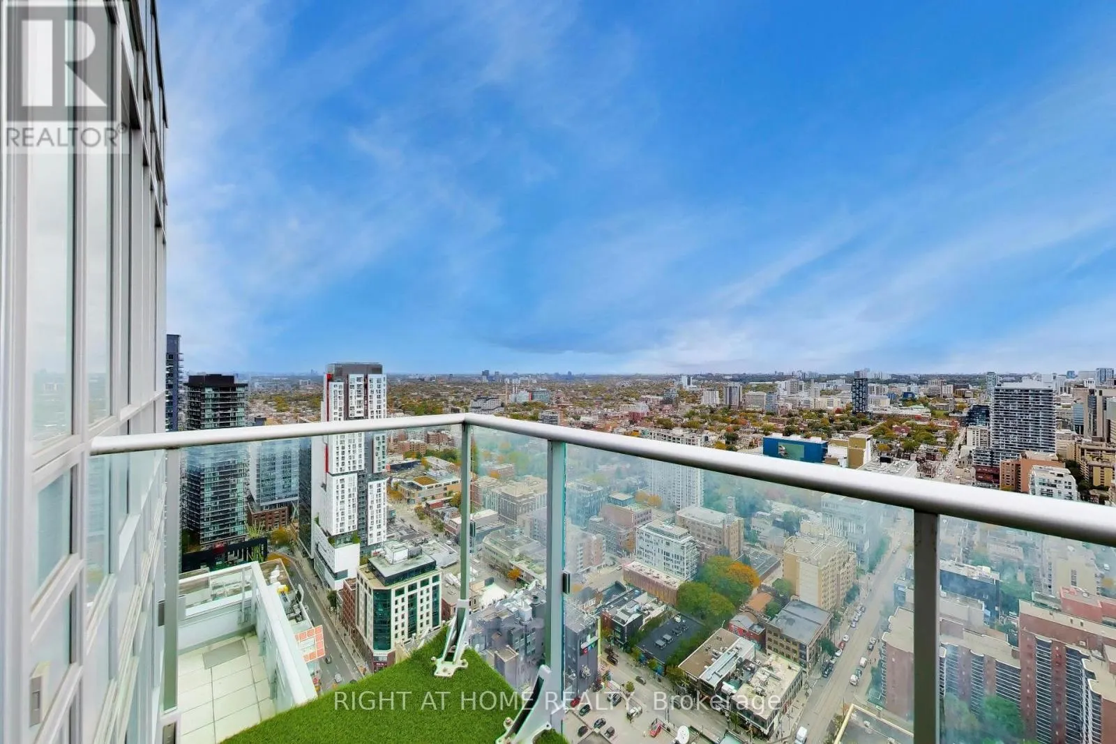 PH102 - 30 NELSON STREET
