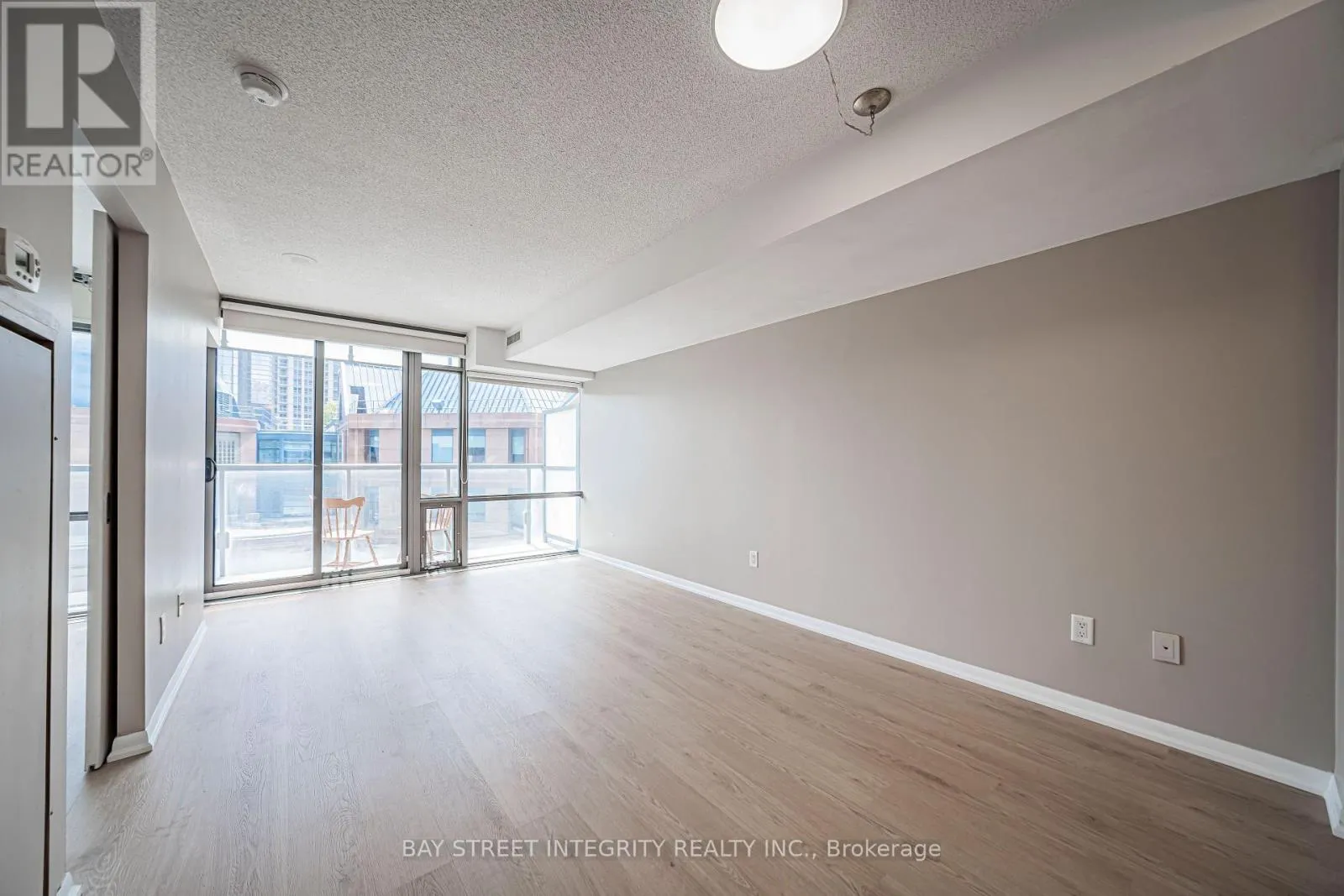 1406 - 38 GRENVILLE STREET