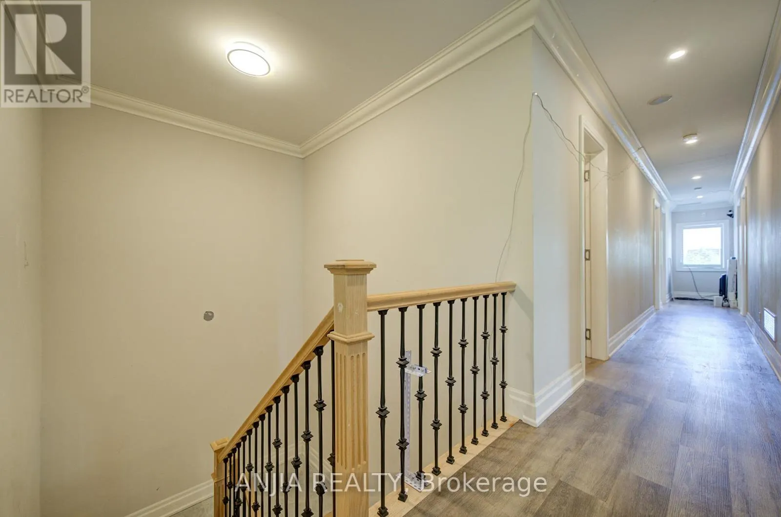 2652 VICTORIA PARK AVENUE