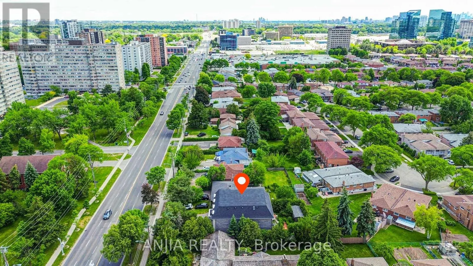2652 VICTORIA PARK AVENUE