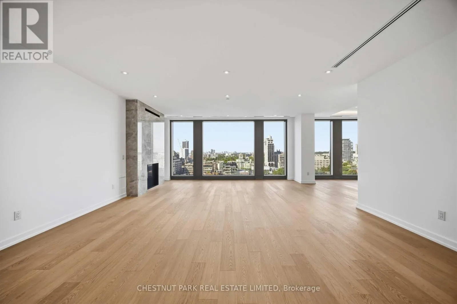 1402 - 1315 BAY STREET