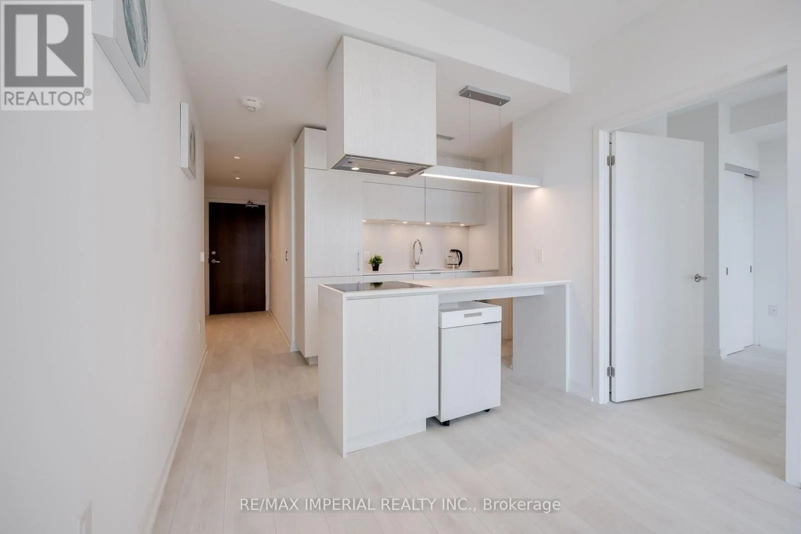 3001 - 15 LOWER JARVIS STREET