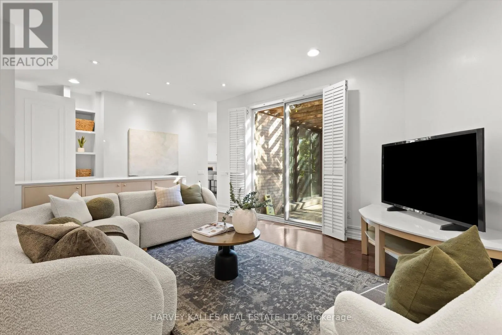 111 LAURELCREST AVENUE