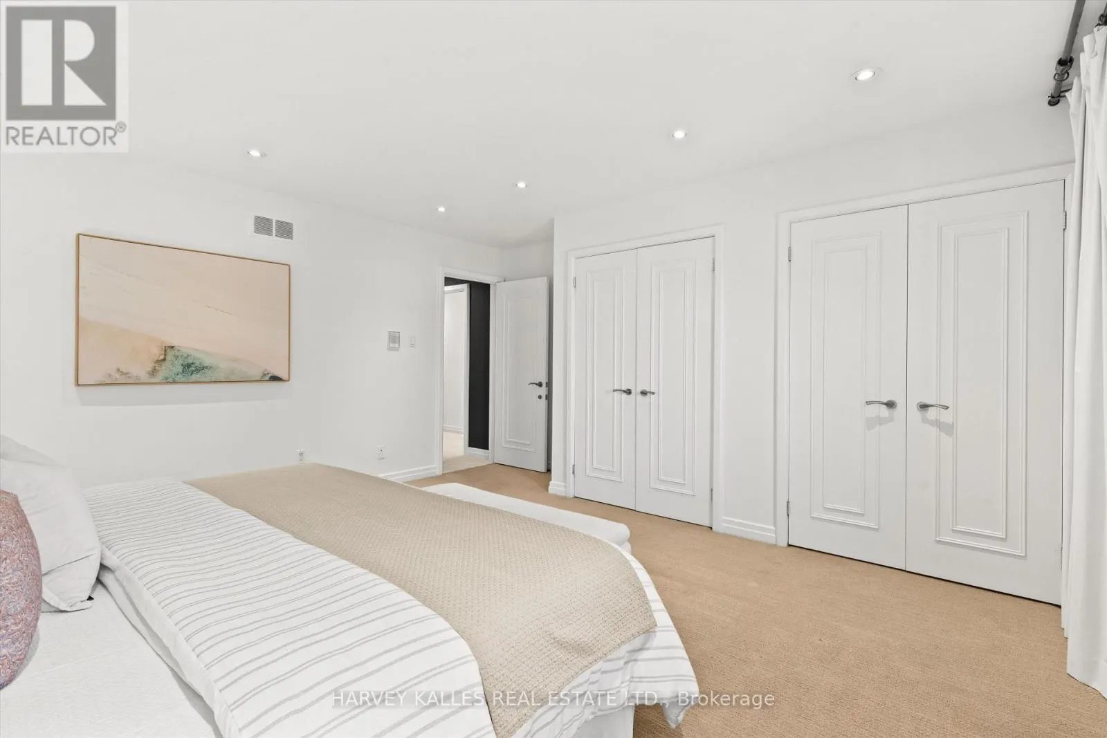 111 LAURELCREST AVENUE