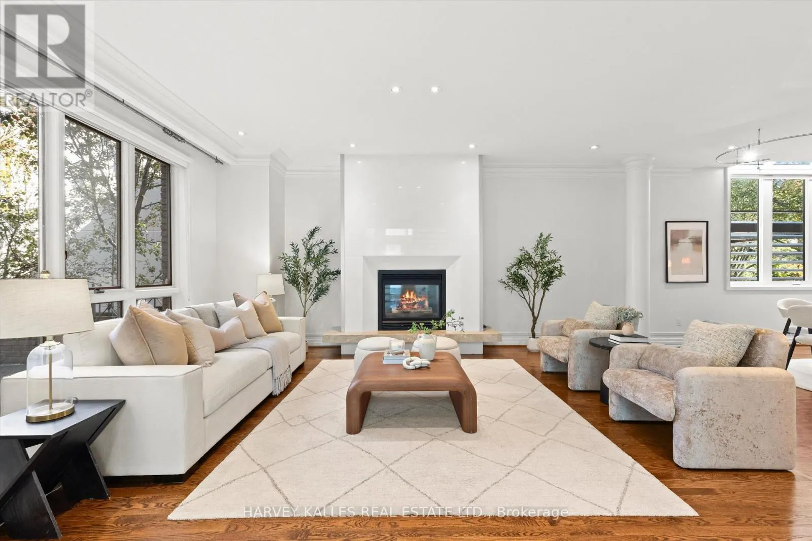 111 LAURELCREST AVENUE