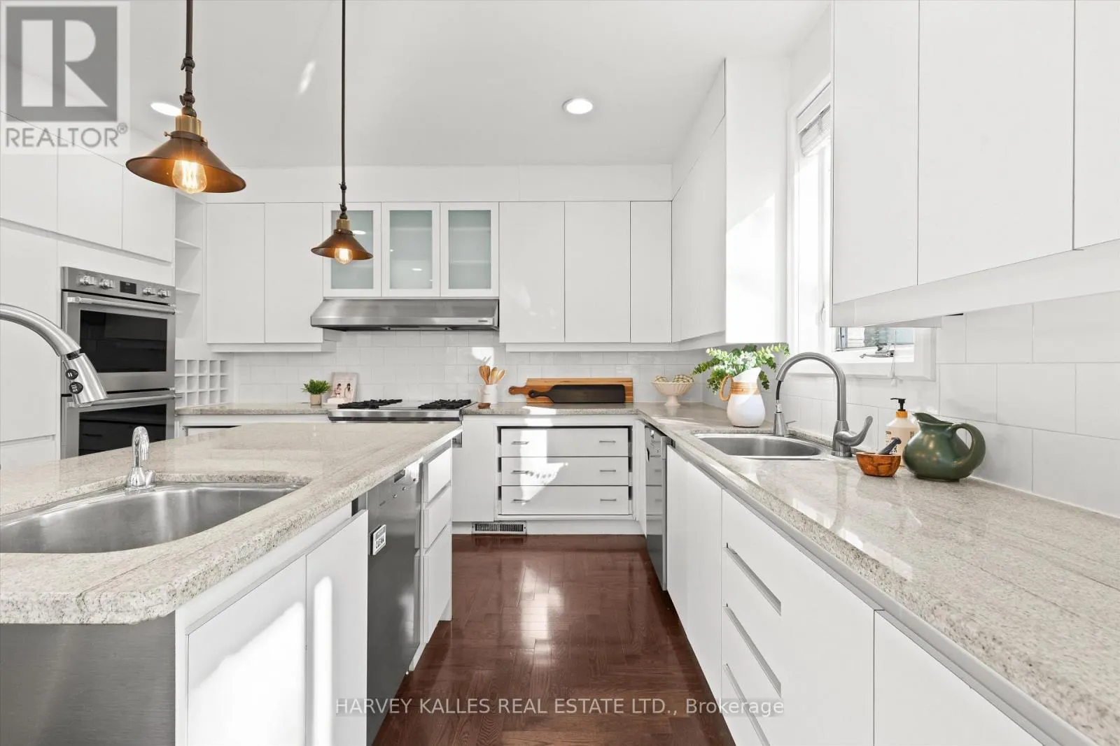 111 LAURELCREST AVENUE