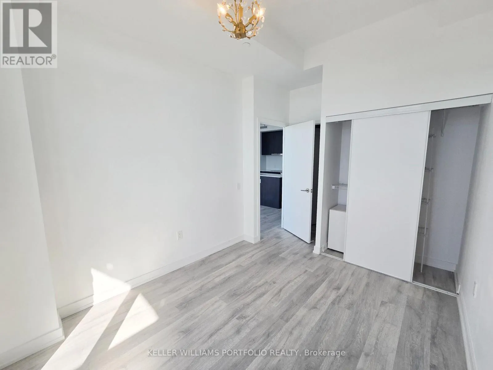 3408 - 8 OLYMPIC GARDEN DRIVE