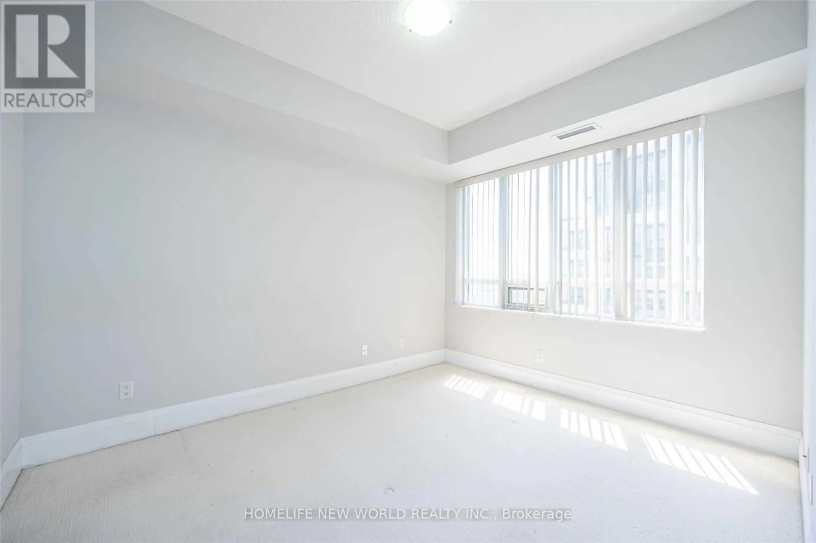1815 - 100 HARRISON GARDEN BOULEVARD