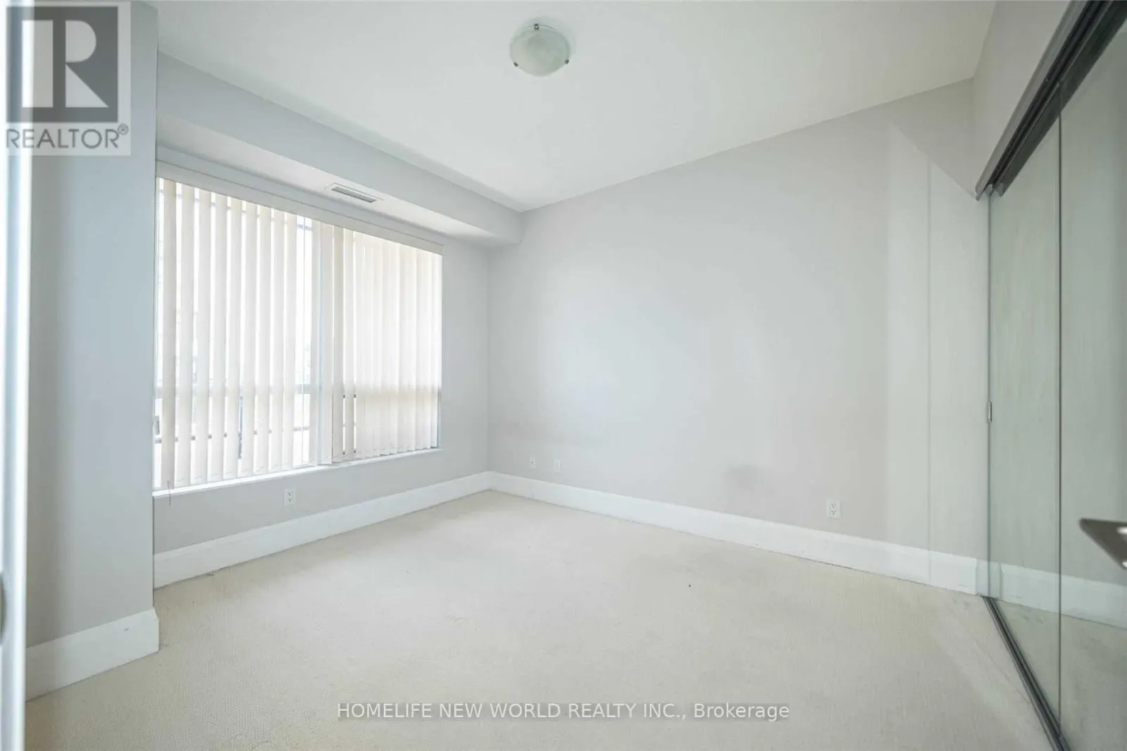 1815 - 100 HARRISON GARDEN BOULEVARD