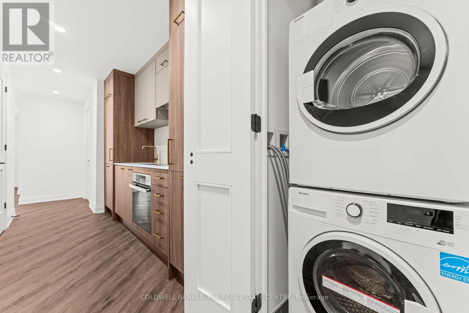 3808 - 634 CHURCH STREET W