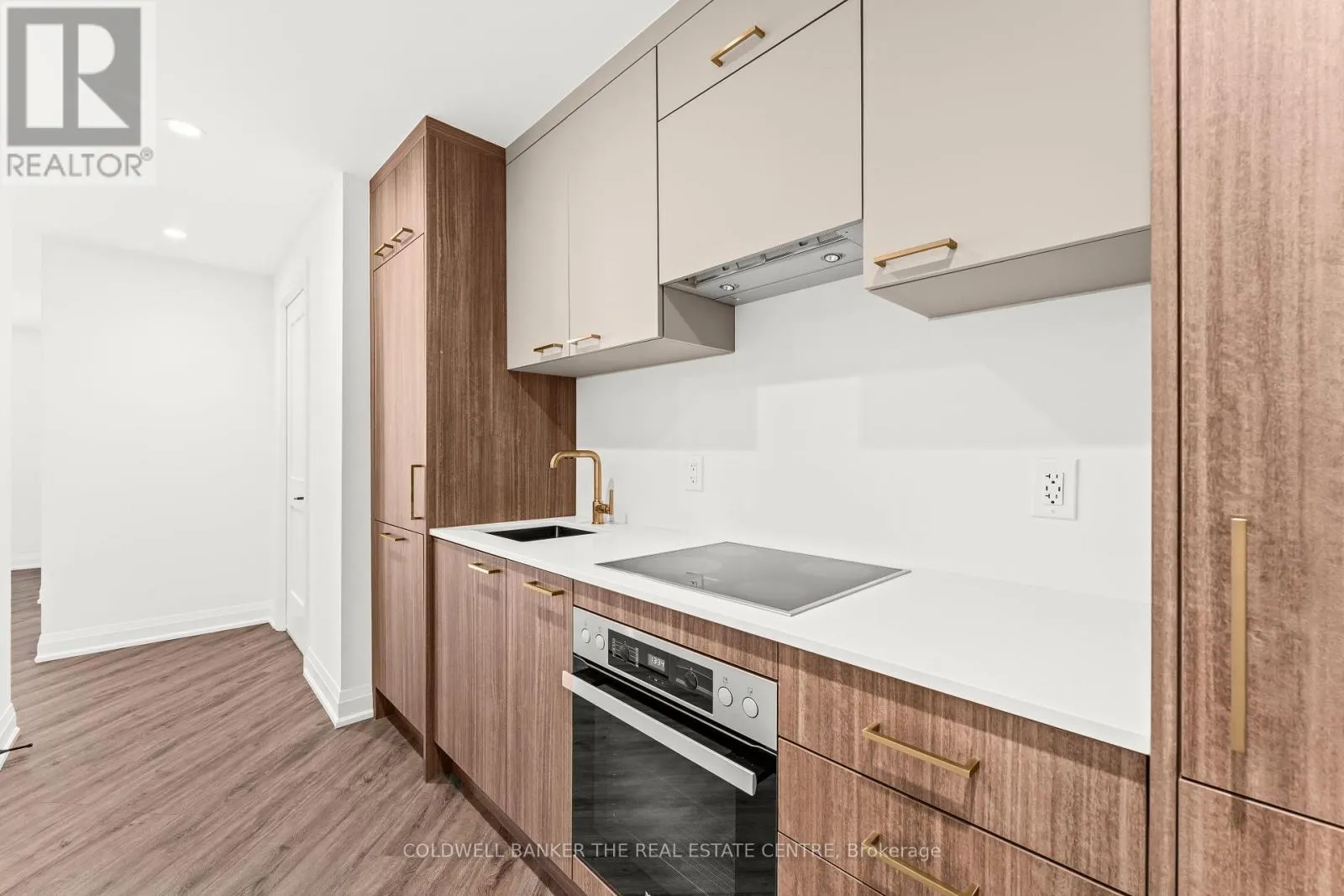 3808 - 634 CHURCH STREET W