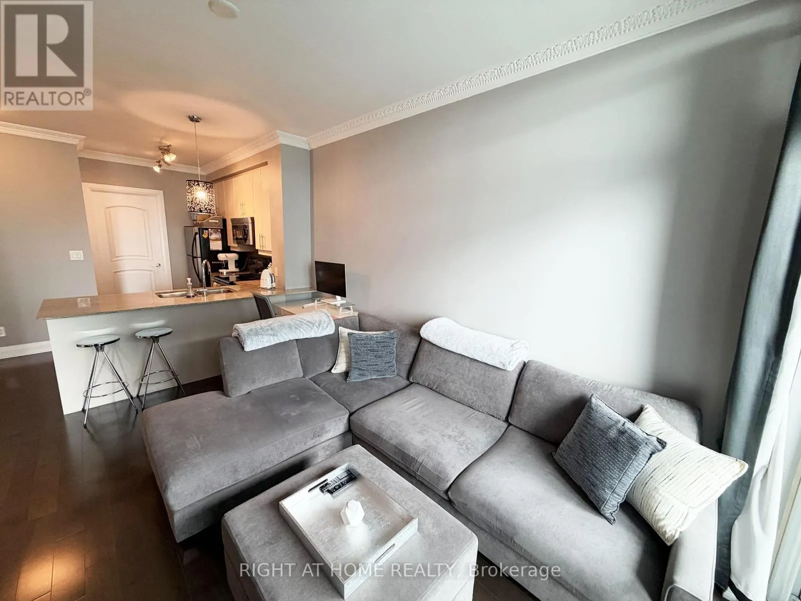 3407 - 16 HARBOUR STREET