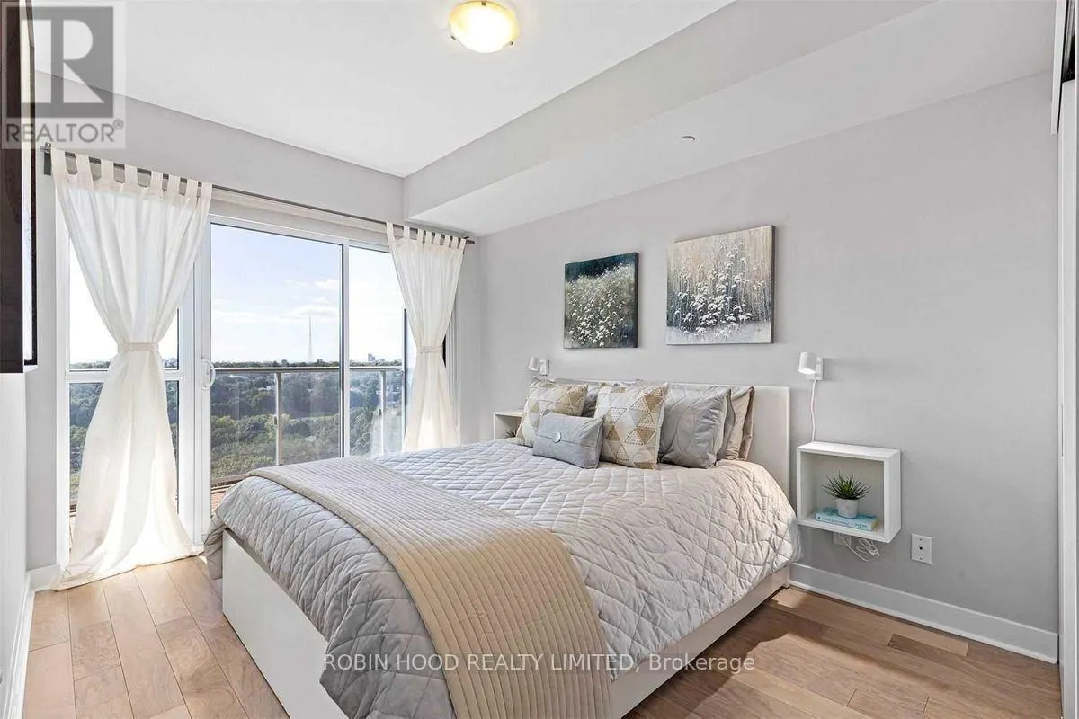 1511 - 58 ORCHARD VIEW BOULEVARD
