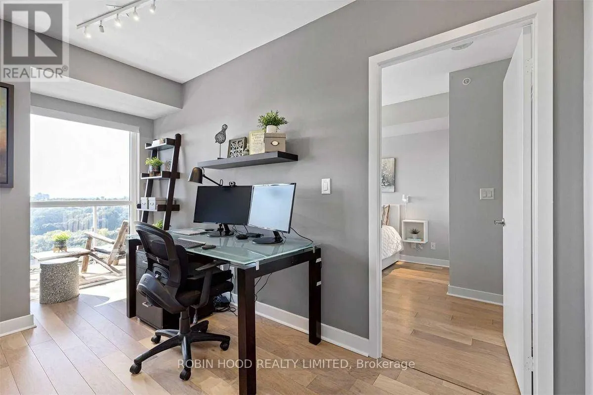 1511 - 58 ORCHARD VIEW BOULEVARD