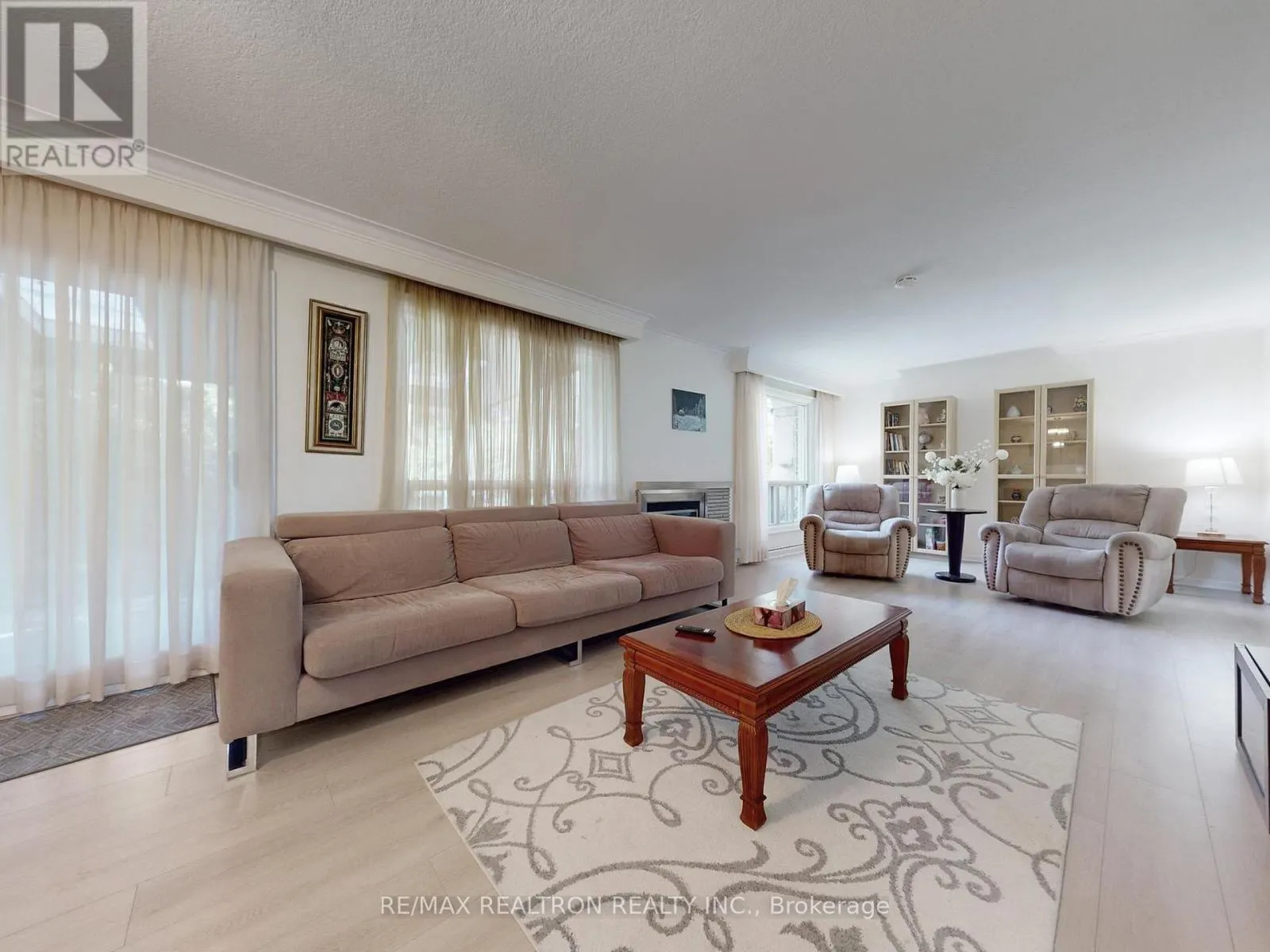 46 PALOMINO CRESCENT