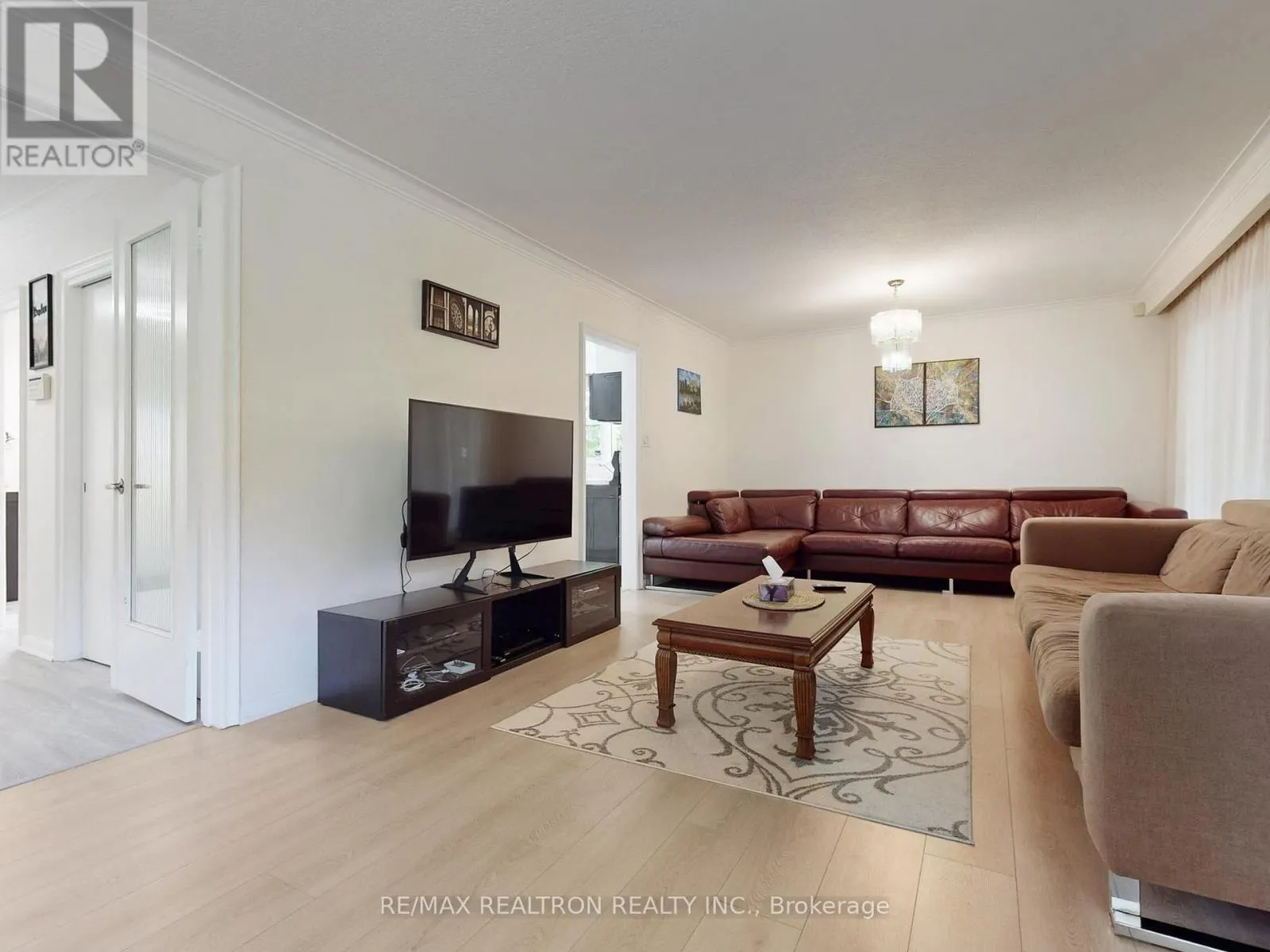 46 PALOMINO CRESCENT